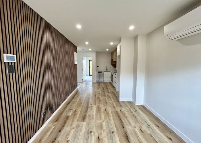  at 98B Royal Road, Massey, Waitakere City, Auckland