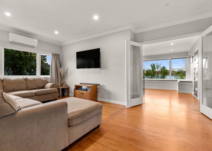  at 1/18 Evans Road, Glen Eden, Auckland