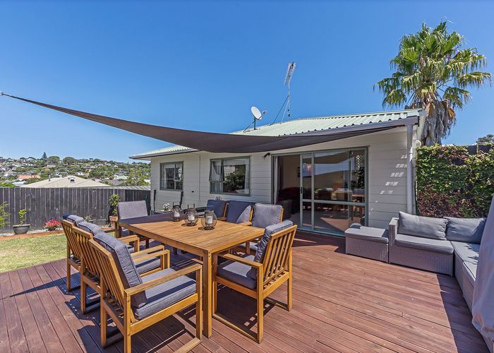  at 2/287 Vipond Road, Stanmore Bay, Whangaparāoa