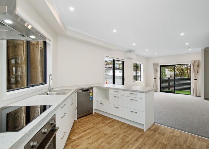  at 1E Pembroke Street, Tawa, Wellington, Wellington