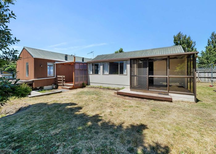  at 8 Banks Place, Tawhero, Whanganui