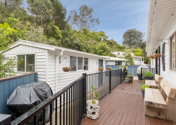  at 8 Harold Grove, Stokes Valley, Lower Hutt