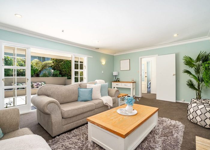  at 22 Freemans Way, Pinehaven, Upper Hutt, Wellington