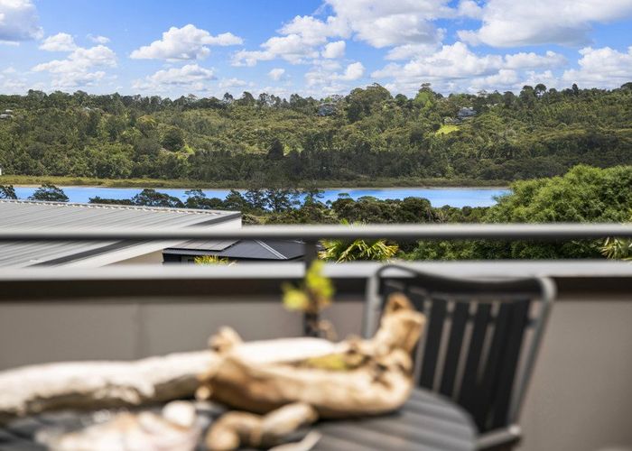  at 142a Kittiwake Drive, Schnapper Rock, Albany, North Shore City, Auckland