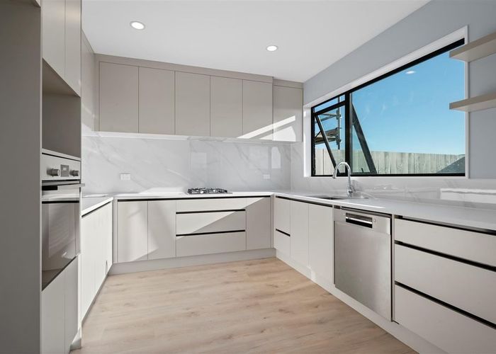  at 8 Taipahitini Road, Karaka, Franklin, Auckland