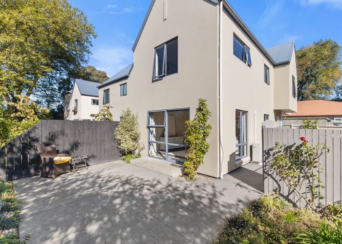  at 7 Parade Court, Addington, Christchurch