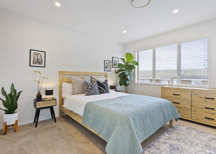  at 167A Chivalry Road, Glenfield, North Shore City, Auckland
