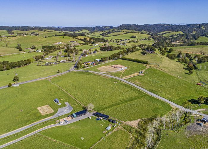  at 2 Cranston Lane, WHAREORA