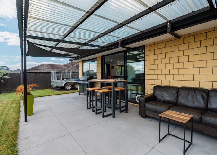  at 198 Waikite Road, Welcome Bay, Tauranga
