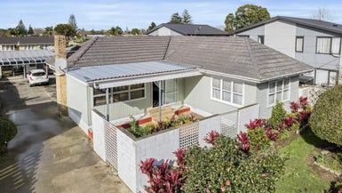  at 34 Allen Street, Mangere East, Auckland