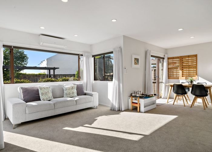  at 2/13 Waiatarua Road, Remuera, Auckland City, Auckland