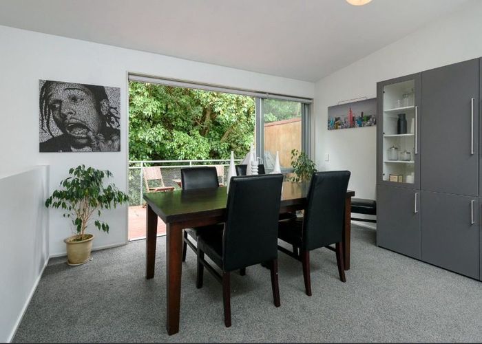  at 8/2  Onslow Road, Khandallah, Wellington, Wellington
