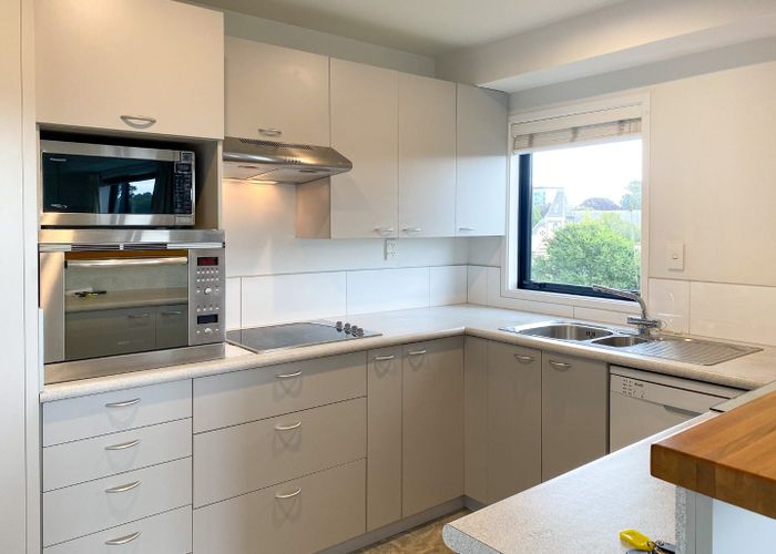  at 13/28 Gloucester Street, City Centre, Christchurch City, Canterbury