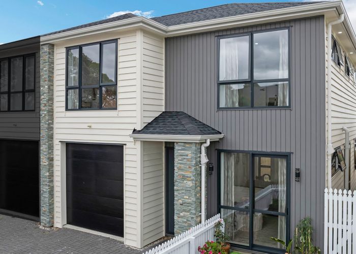  at 4C Carolyn Street, Manukau, Auckland