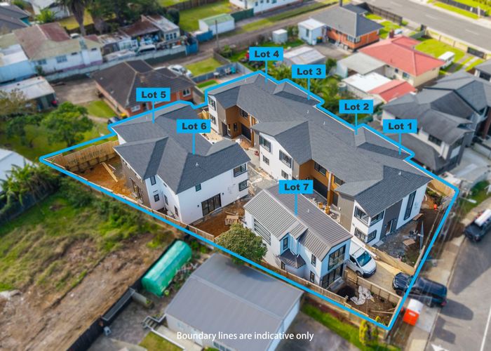  at 2/1 O'Connell Street, Manurewa, Manukau City, Auckland
