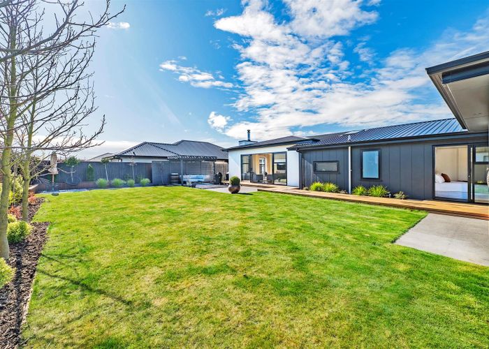  at 27 Candlesticks Crescent, Lincoln, Lincoln