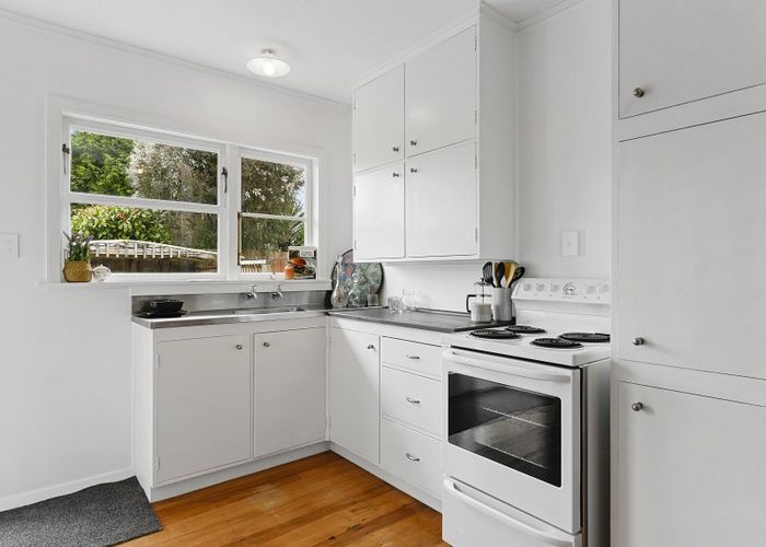  at 2/12 Hildreth Street, Trentham, Upper Hutt