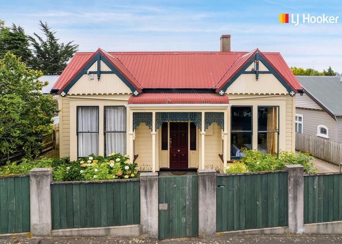  at 146 Kenmure Road, Kenmure, Dunedin