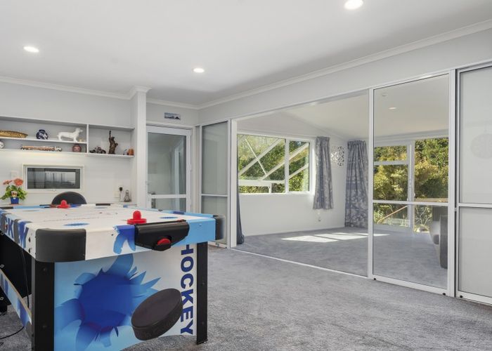  at 62F Poplar Grove, Whalers Gate, New Plymouth