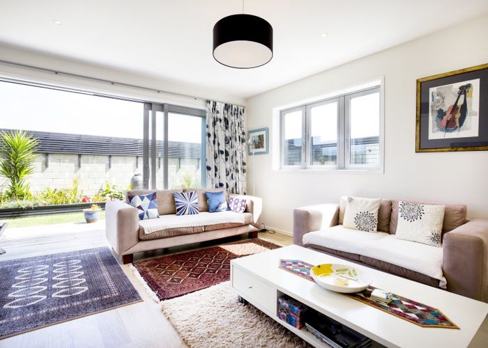  at 11/27 Marine Parade, Carters Beach, Buller, West Coast