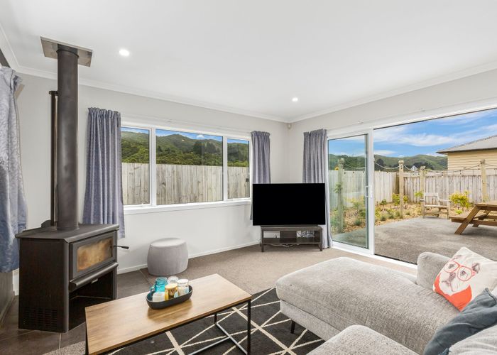  at 31B Grimsby Grove, Wainuiomata, Lower Hutt