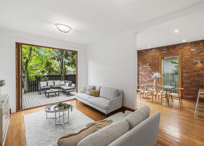  at 27 Hardwicke Street, Sumner, Christchurch