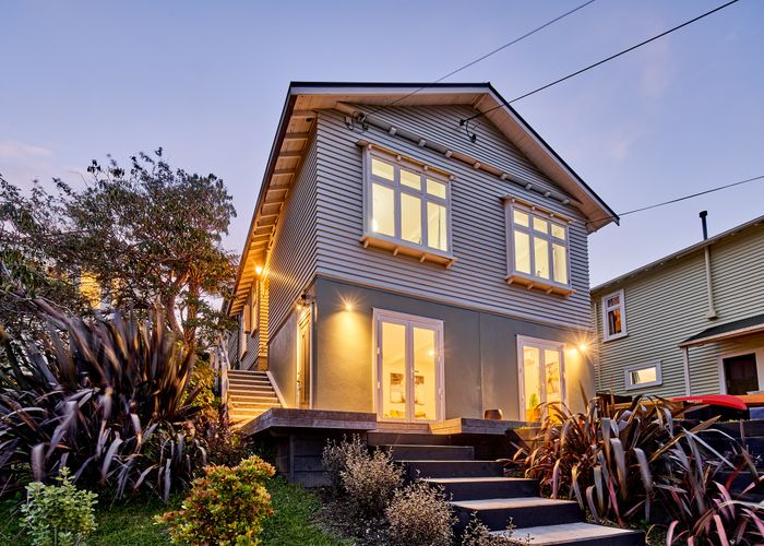  at 71 Standen Street, Karori, Wellington