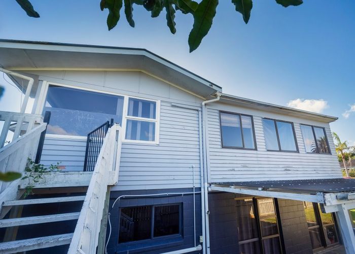  at Howick, Manukau City, Auckland