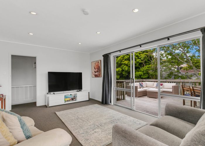 at 43 Agincourt Street, Glenfield, North Shore City, Auckland