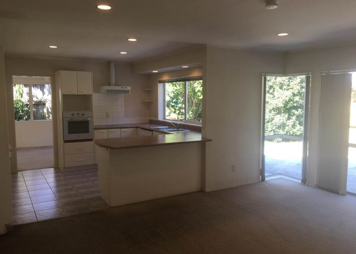  at 26 Ambleside Drive, Northpark, Manukau City, Auckland