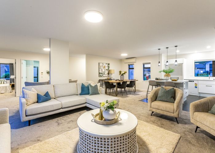  at 9 Paparoa Crescent, Aotea, Porirua, Wellington