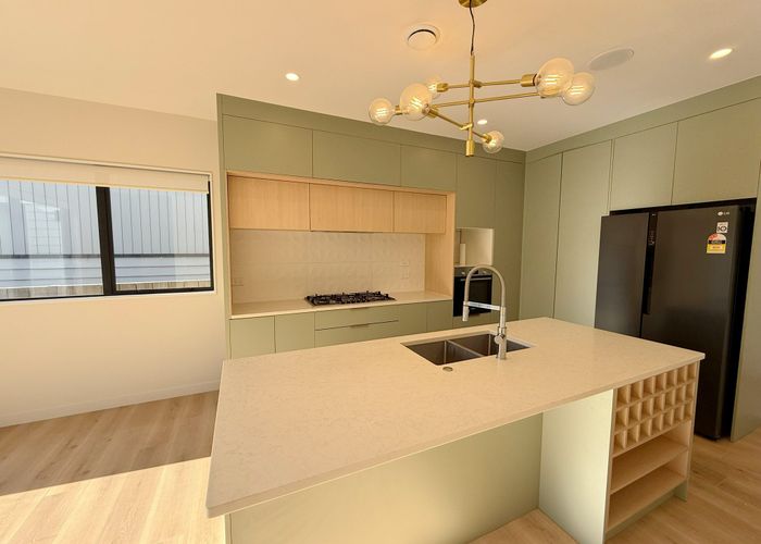  at 261C Glenfield Road, Hillcrest, North Shore City, Auckland