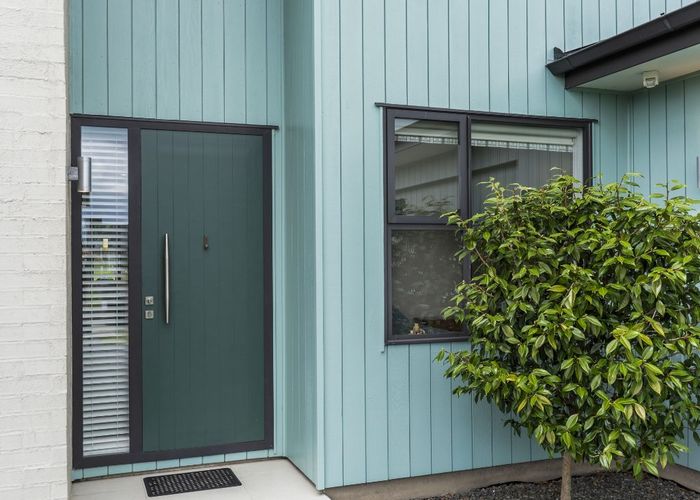  at 18 Lydiard Place, Beachlands, Manukau City, Auckland
