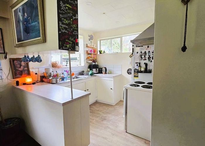  at 78B Pinehaven Road, Pinehaven, Upper Hutt, Wellington