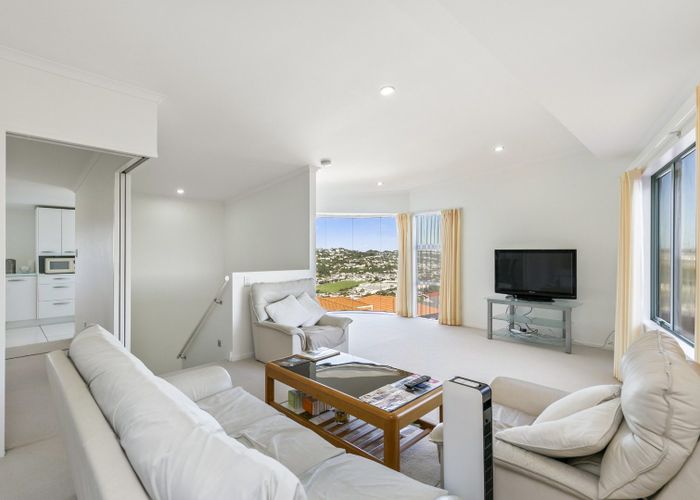  at 14A Arahanga Grove, Maupuia, Wellington, Wellington