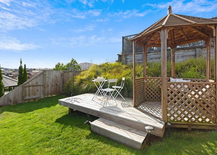  at 9 Puhirake Crescent, Pyes Pa, Tauranga, Bay Of Plenty