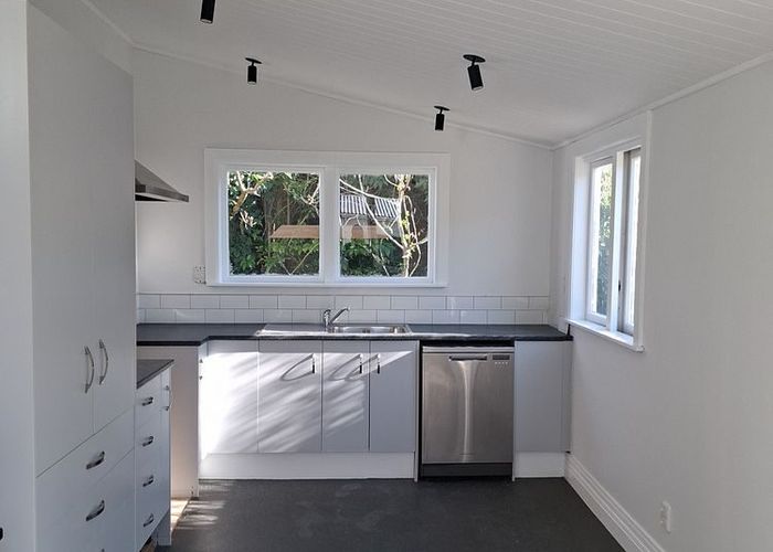  at 19 Frederick Street, Terrace End, Palmerston North, Manawatu / Whanganui
