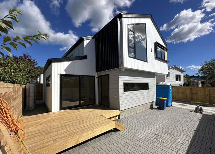  at 20 Glenvar Road, Torbay, Auckland