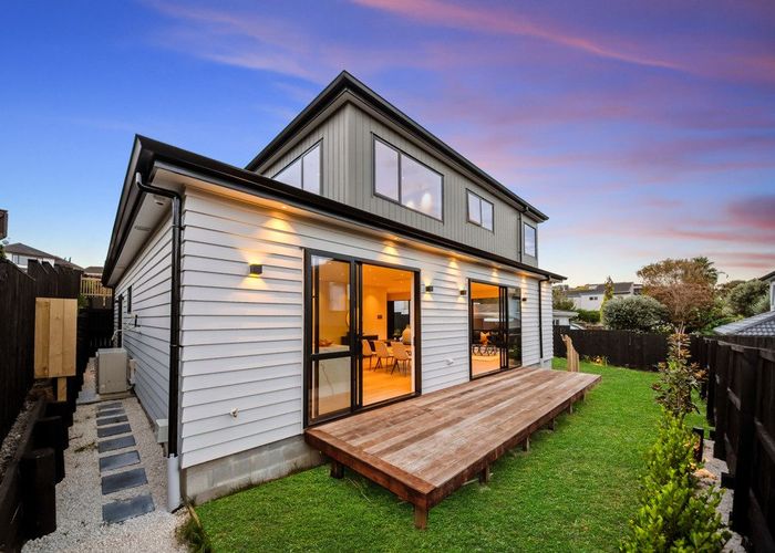  at Lot 2/202 Clovelly Road, Bucklands Beach, Manukau City, Auckland