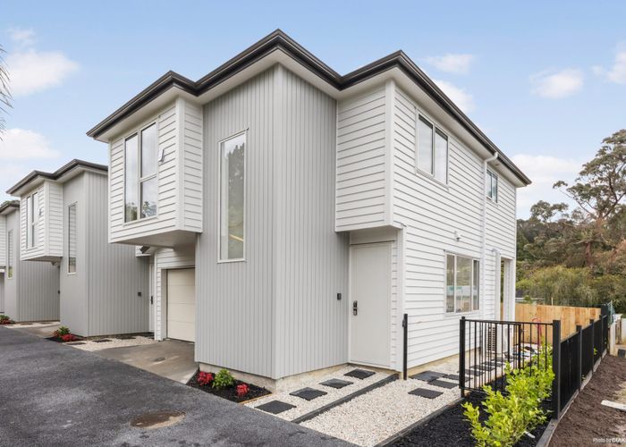  at 25A Scarlet Drive, Ranui, Waitakere City, Auckland