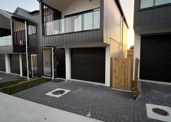  at 6C Hyde Street, Manurewa East, Manukau City, Auckland