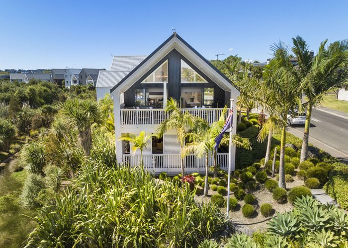  at 189 Jack Lachlan Drive, Beachlands, Auckland