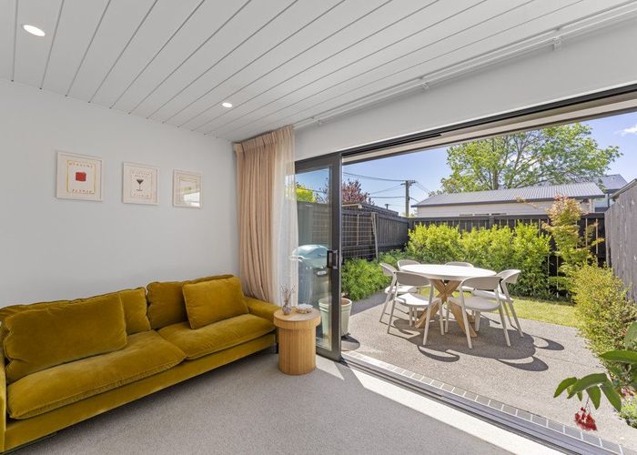  at 8B Champion Street, Edgeware, Christchurch City, Canterbury