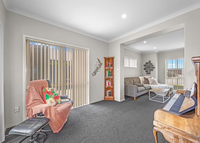  at 105 Aston Drive, Waimairi Beach, Christchurch City, Canterbury