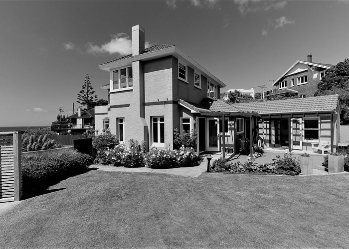  at 10 Cliffs Road, Saint Clair, Dunedin, Otago