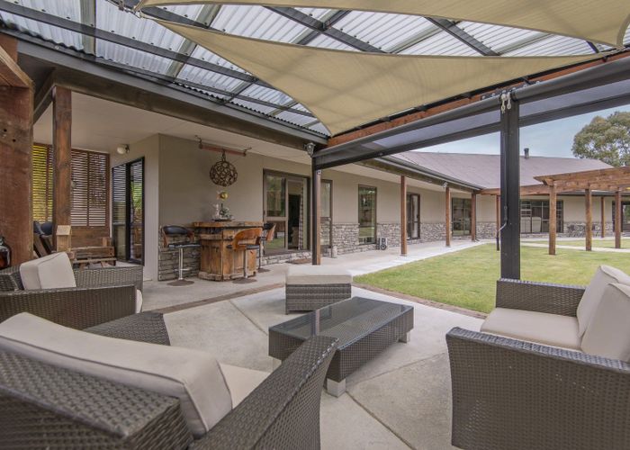  at 996 Weedons Ross Road, Christchurch