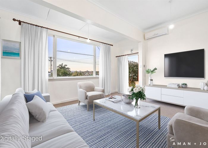  at 2/2 Aroha Avenue, Sandringham, Auckland