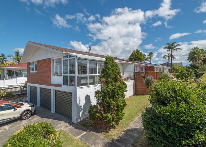  at 3/5 Onepoto Road, Hauraki, North Shore City, Auckland