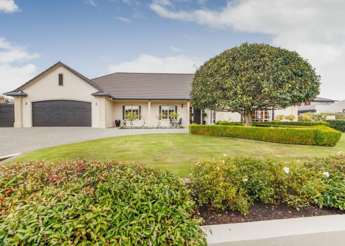  at 35 Cashmere Drive, Fitzherbert, Palmerston North