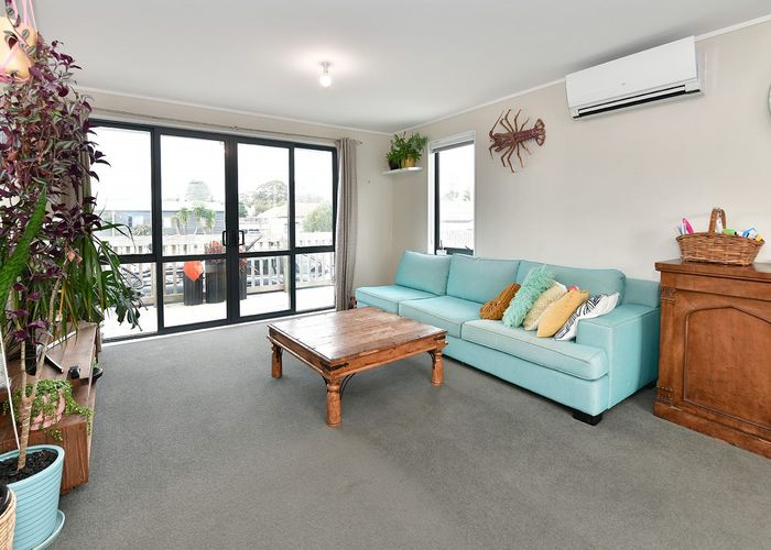  at 15 Springs Road, Parakai, Helensville